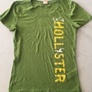 Hollister tee
